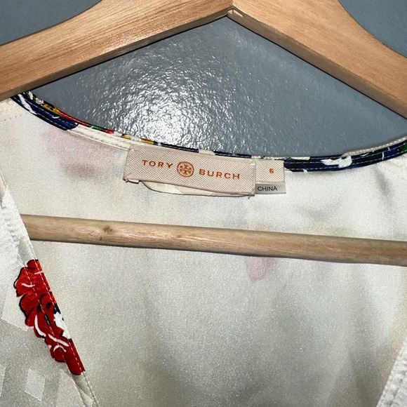 Tory Burch Floral Print Belted Satin Wrap Dress in Ivory Tea Rose Size 6 - Picture 3 of 10